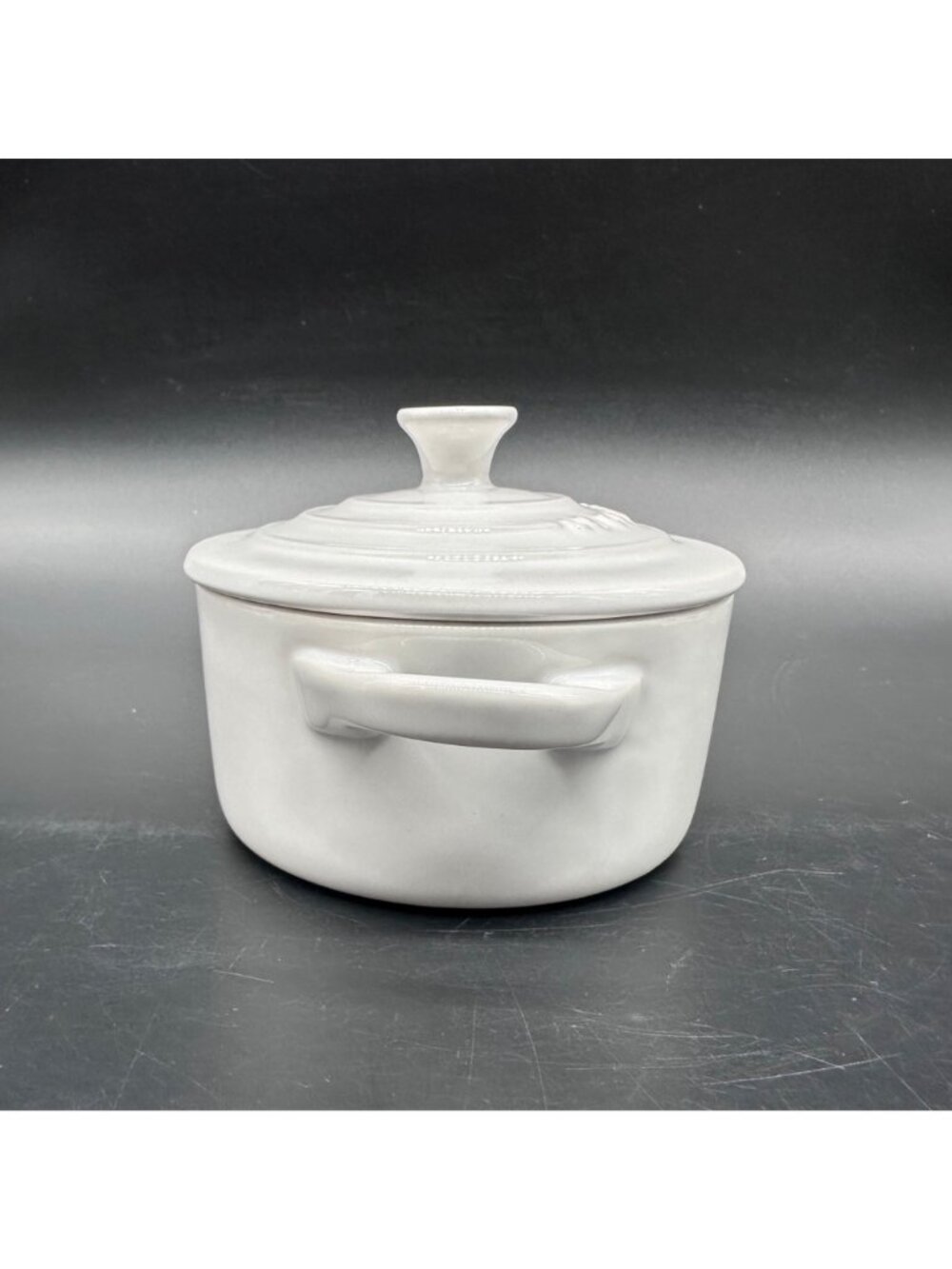 Le Creuset Mini Cocotte White Stoneware Casserole Dish Dutch Oven 8oz Pan Pot - Picture 3 of 9
